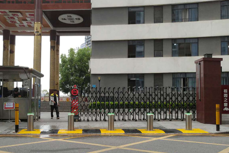 龙华区教科院附属学校
